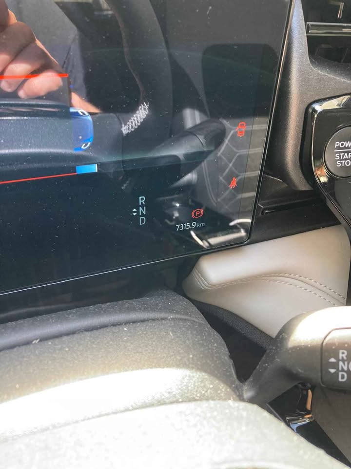 Ford Puma interior cockpit